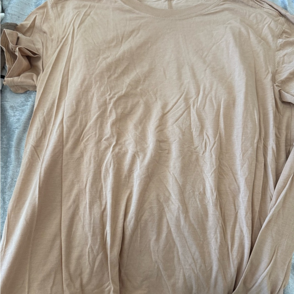 lululemon athletica Women's Tan Short Sleeve Tee
